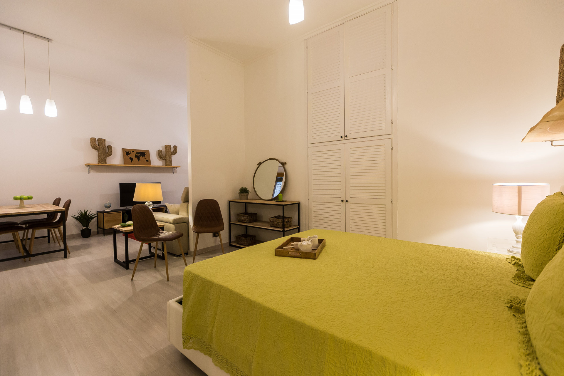 Lovely New Home, Trastevere