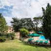 Apartments Florence - Villa Francigena with swimming pool