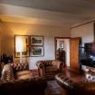 Apartments Florence - Villa Francigena with swimming pool