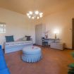 Apartments Florence - House in Florence Blue (sx)