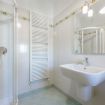 Apartments Florence - House in Florence Blue (sx)