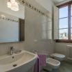 Apartments Florence - House in Florence Blue (sx)