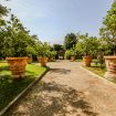 Apartments Florence - Bisarno Apartment with garden