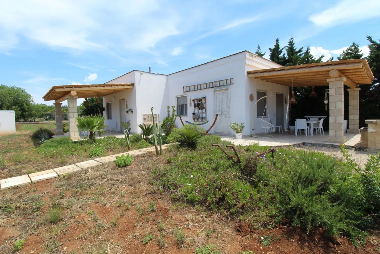 Villette Andrea a due passi dalla sabbia - Apulia Home