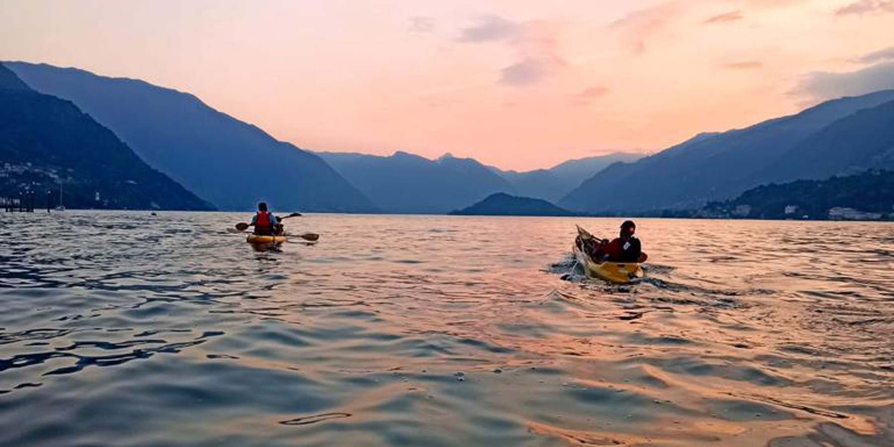 Golden hour tour with Kayak