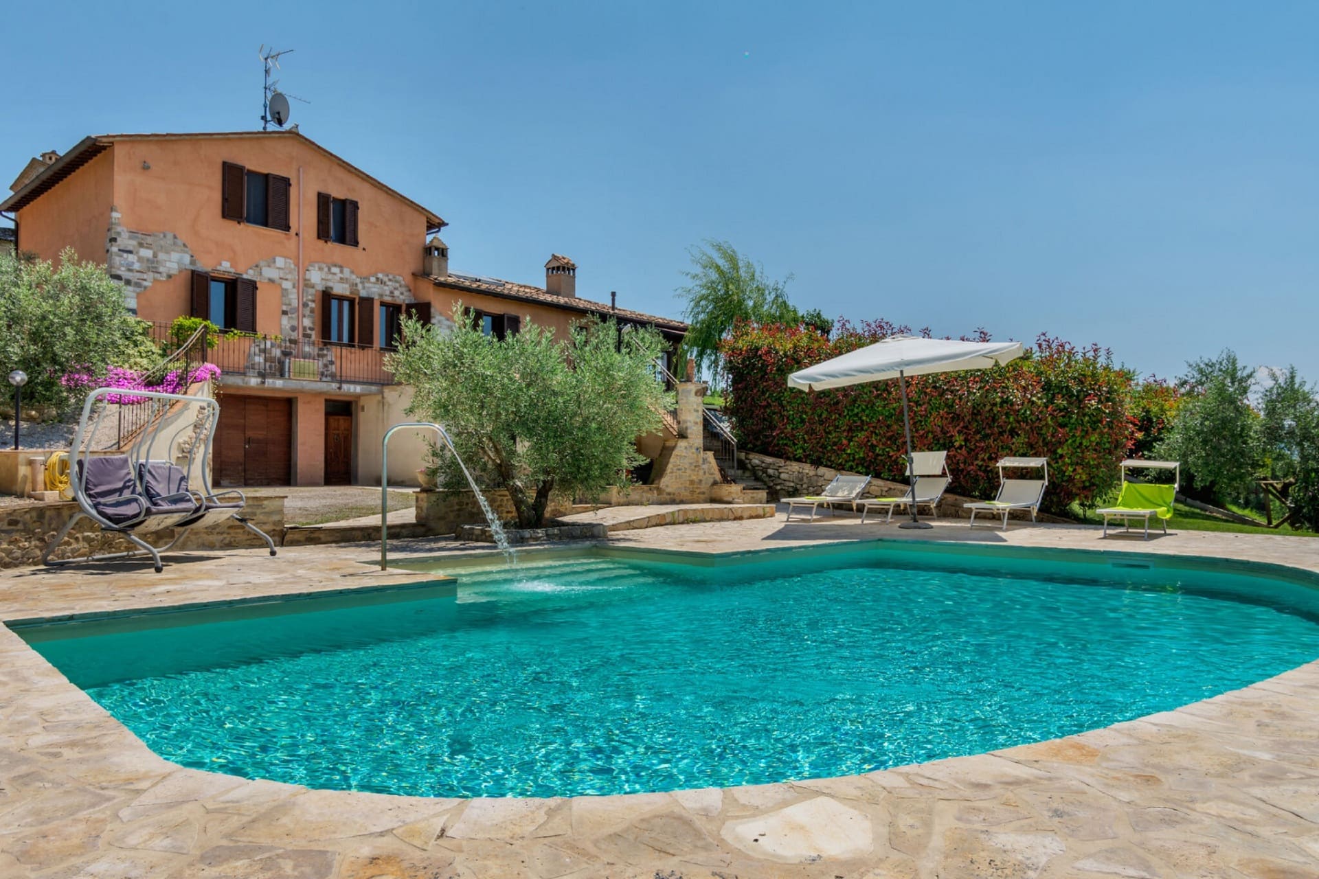 villas, holiday homes and farmhouses for rent in Umbria