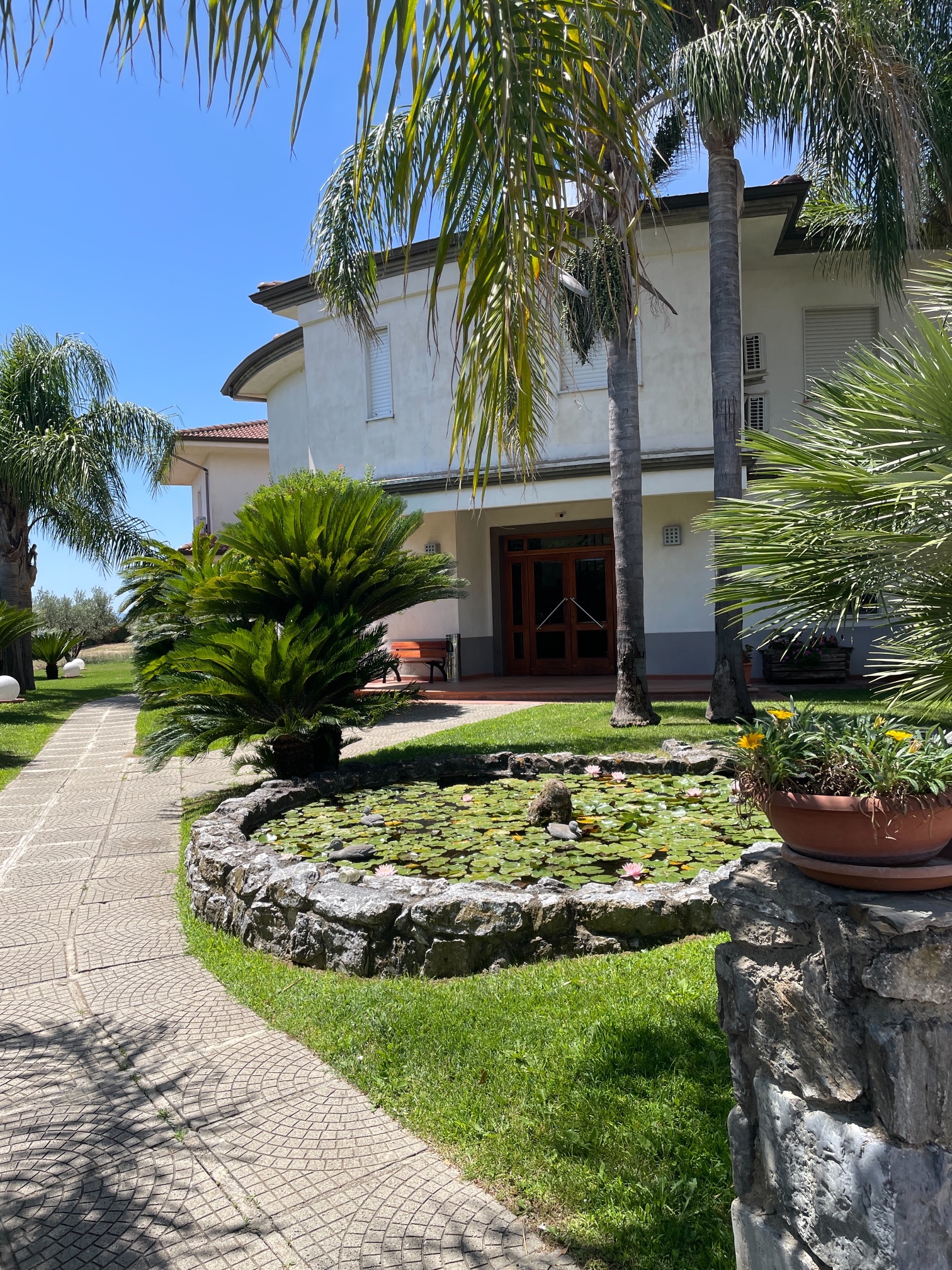 hotel toscano location