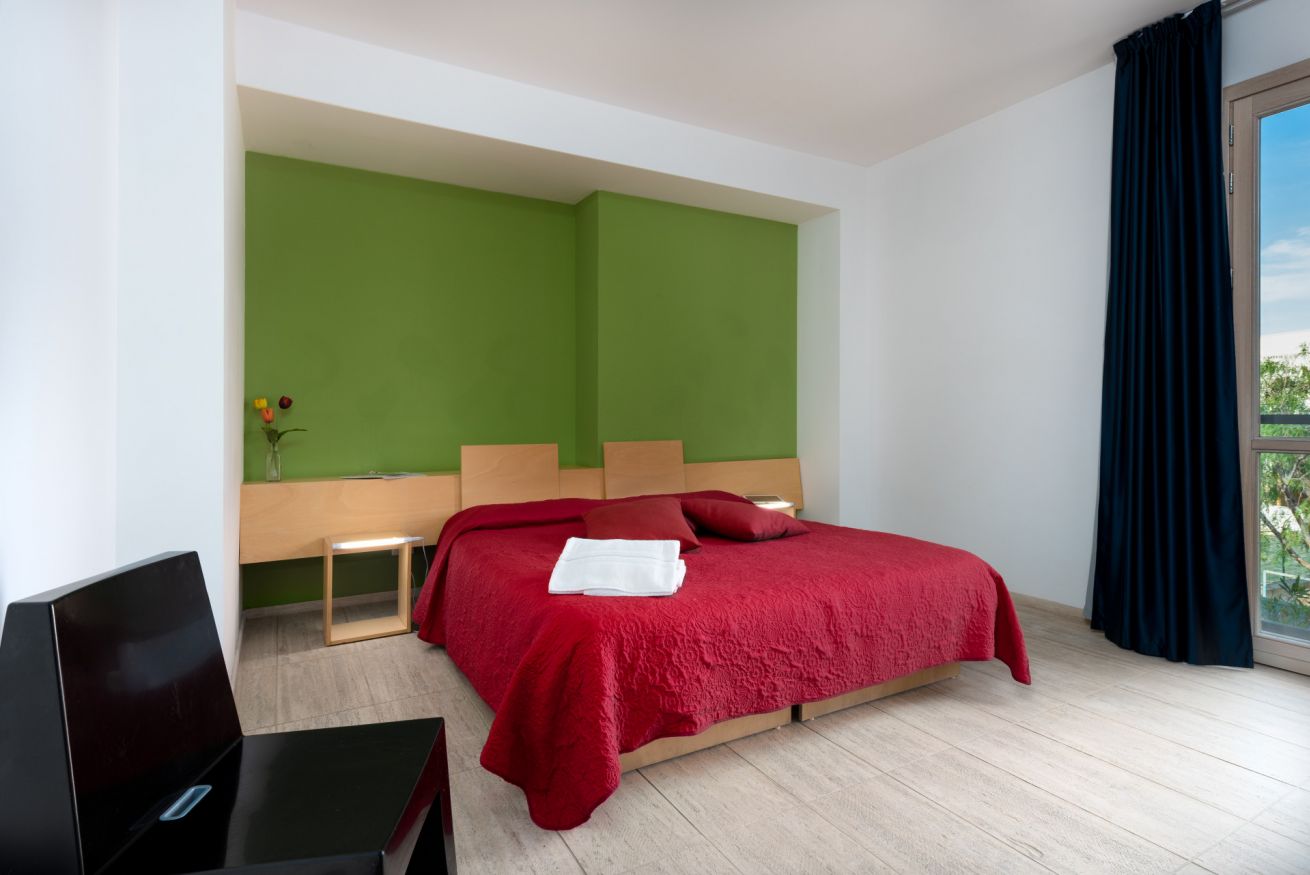 One Superior Bedroom Apartment