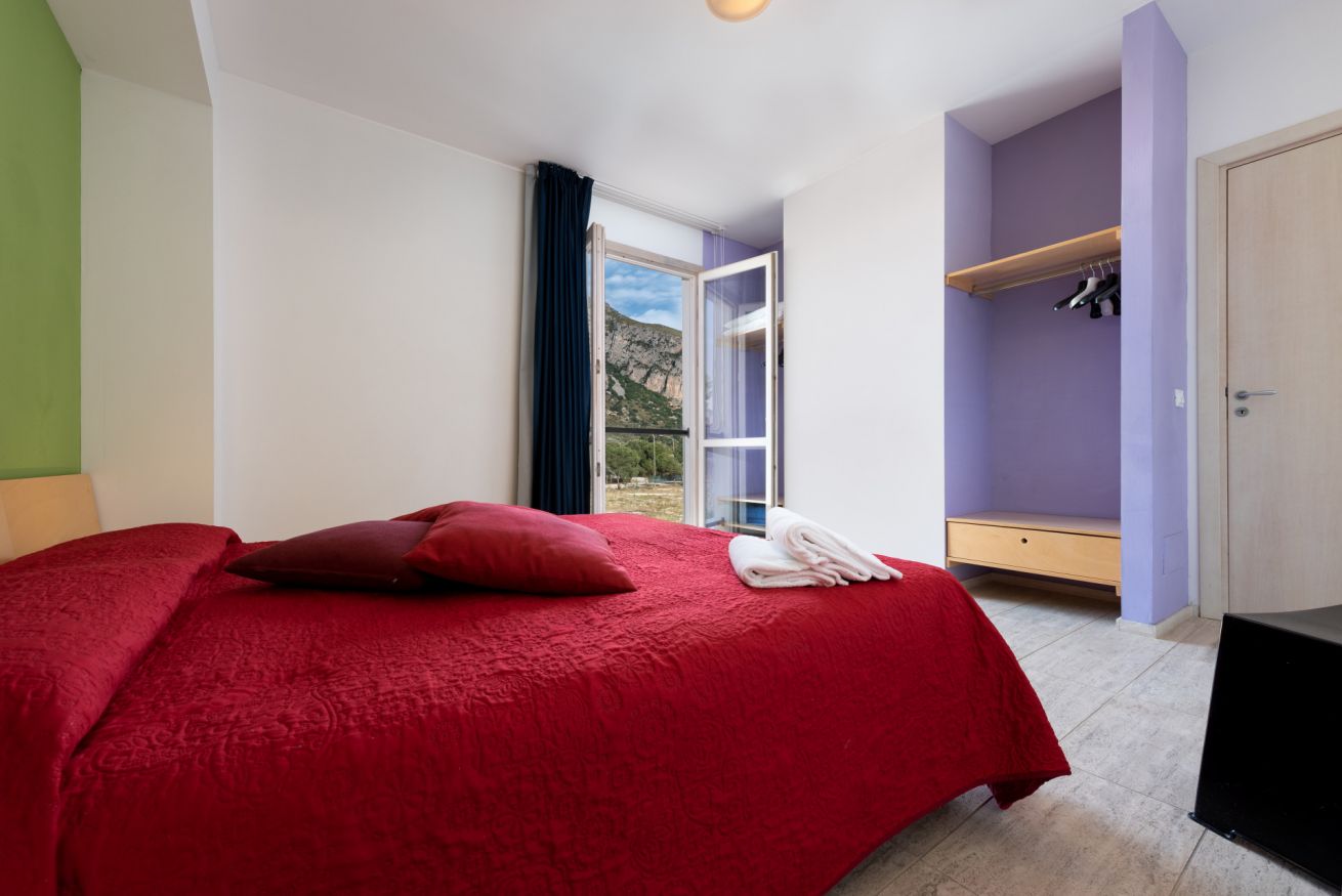 One Superior Bedroom Apartment
