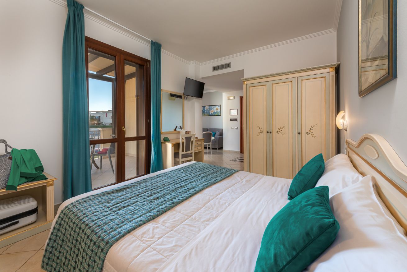 Quadruple Suite