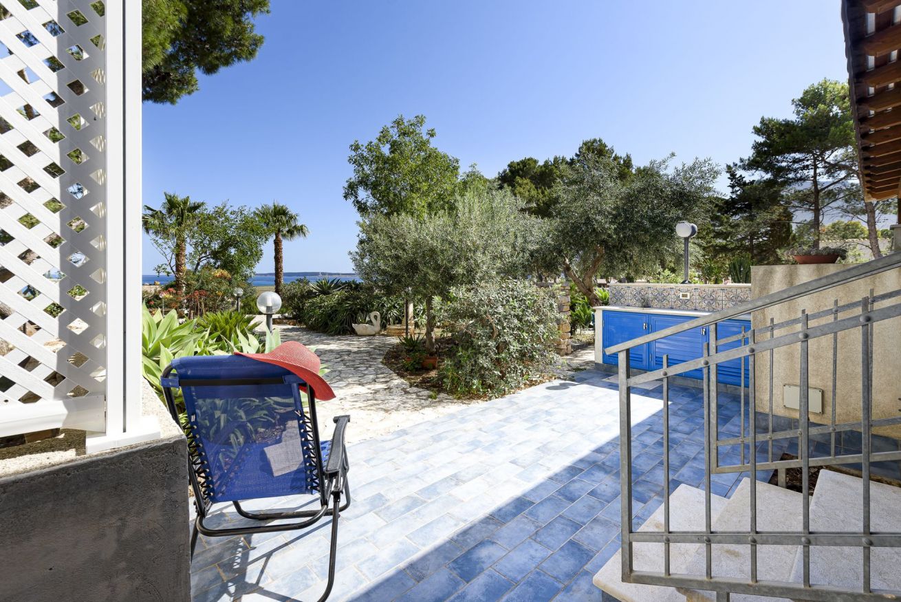 Cala Bucerno Girasole