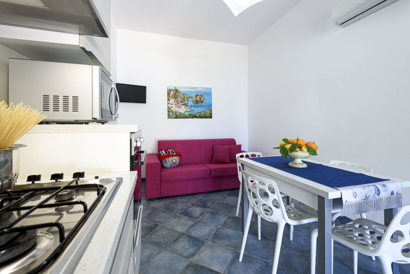 Cala Bucerno Girasole