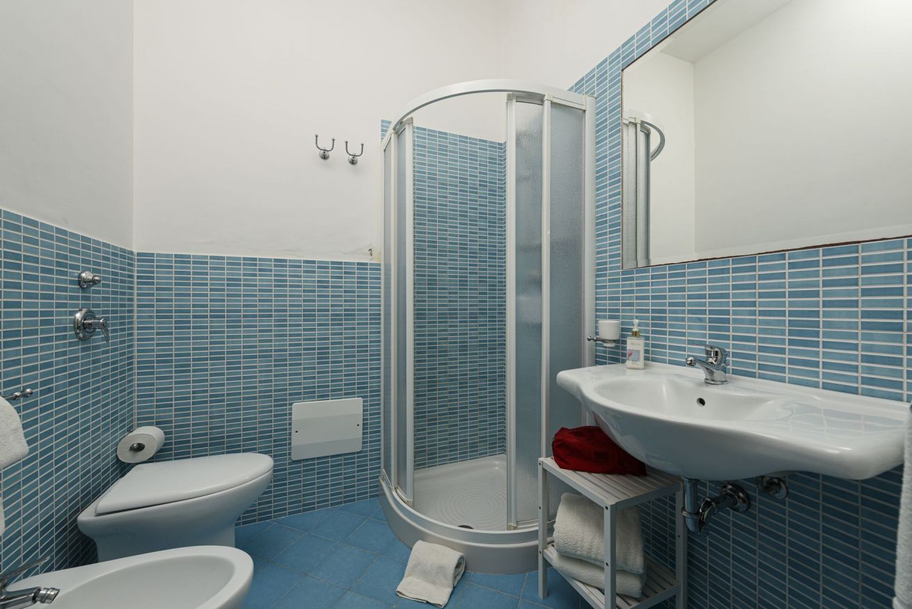 Cala Bucerno Girasole