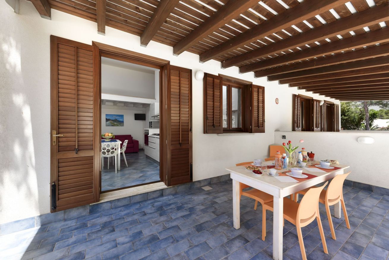  Casa Bucerno Papavero