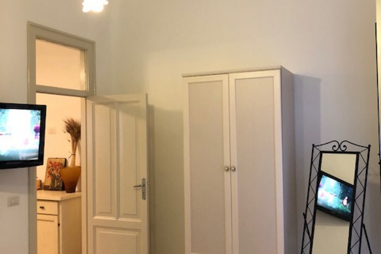 Aura Apartment 