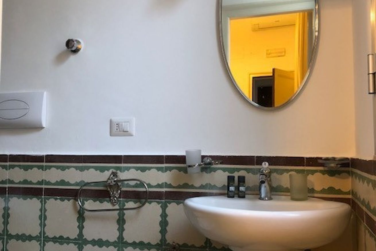 Aura Apartment 