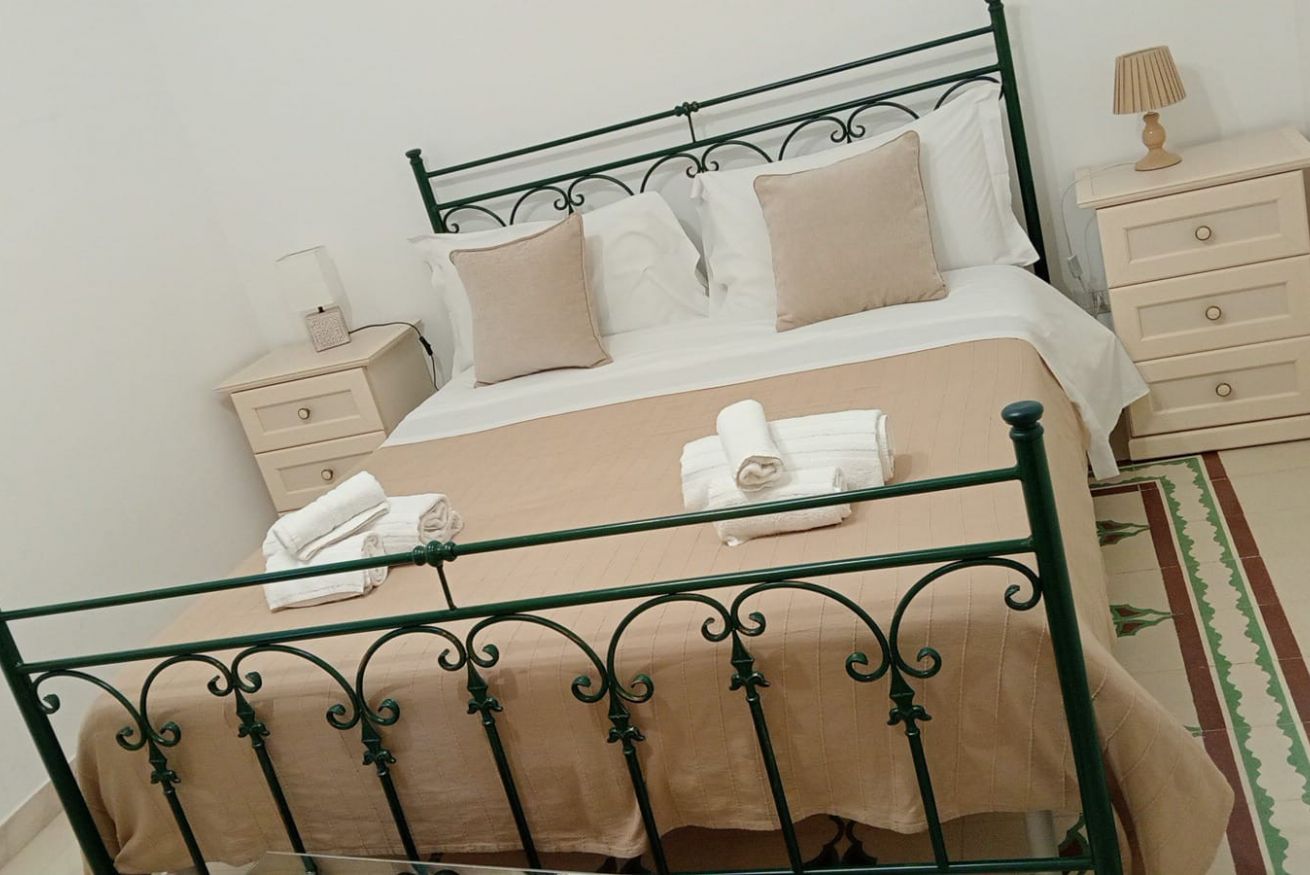 Aura Apartment 