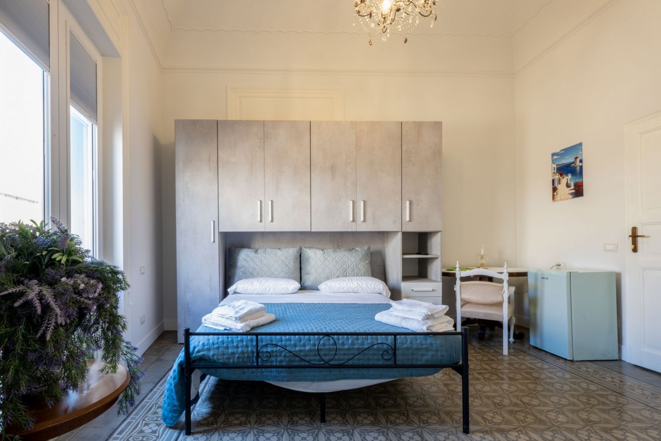 Mandorla Room