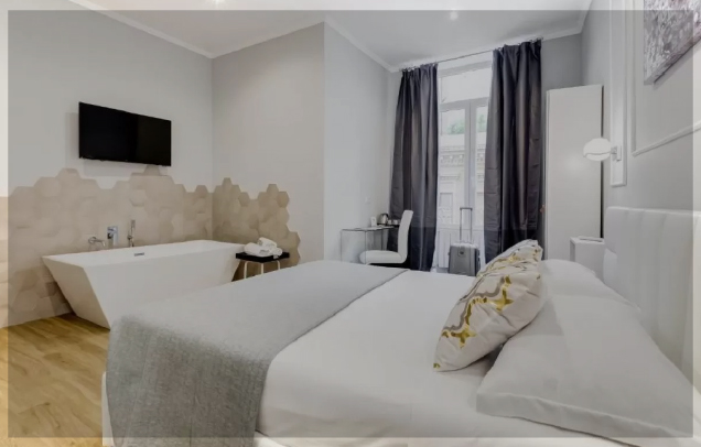 Opera Private Suites