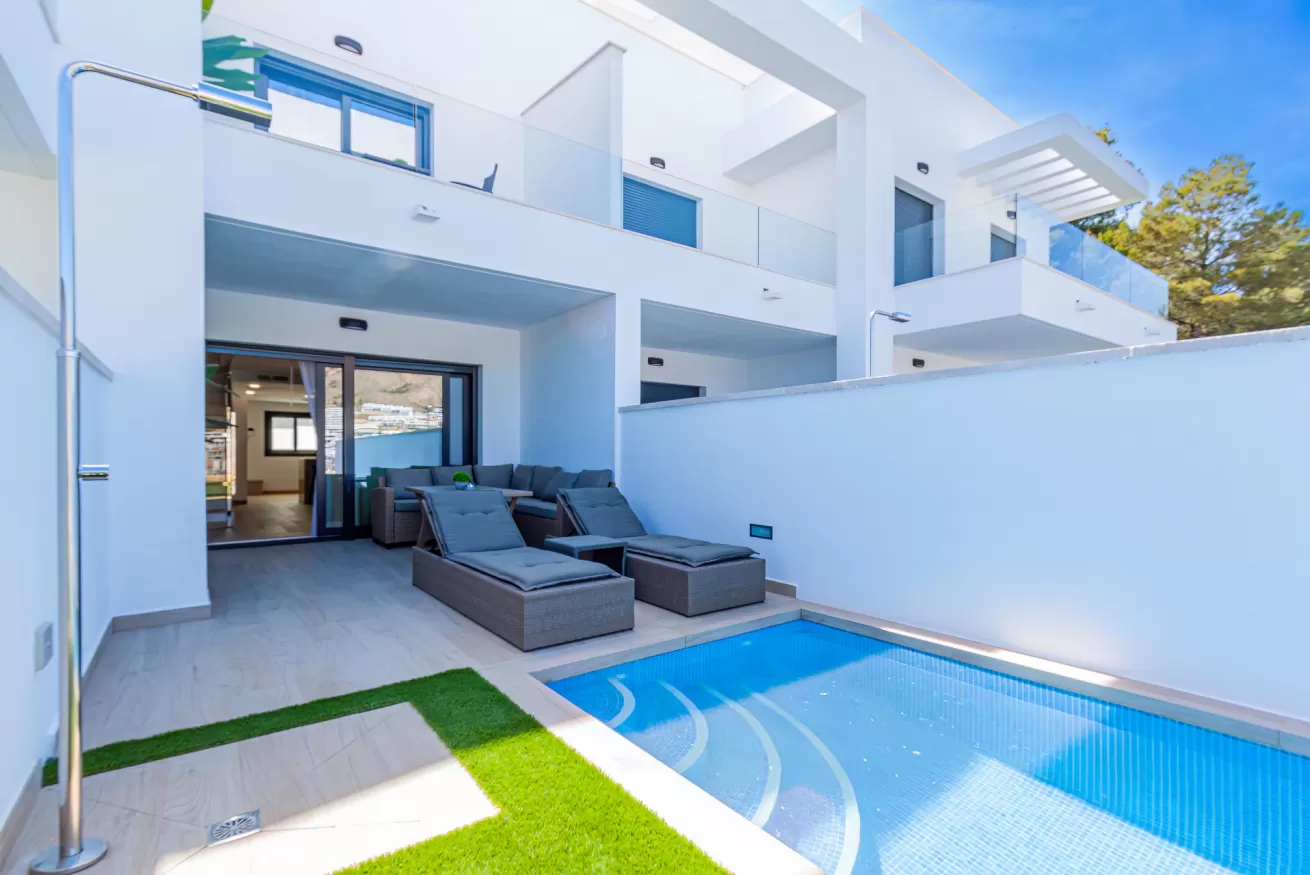 Curated visual reference: Fresh Look at Panoramic Private Pool