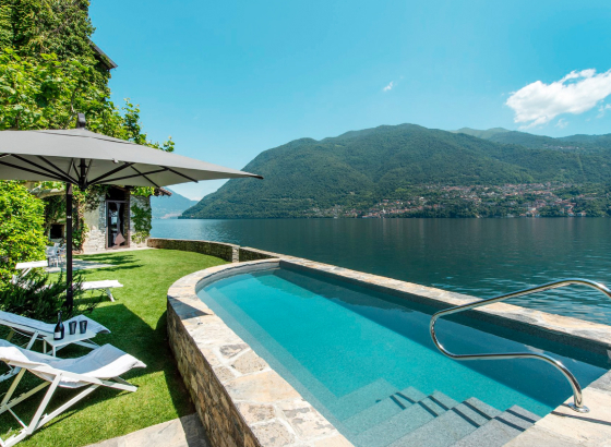 The House of travelers community