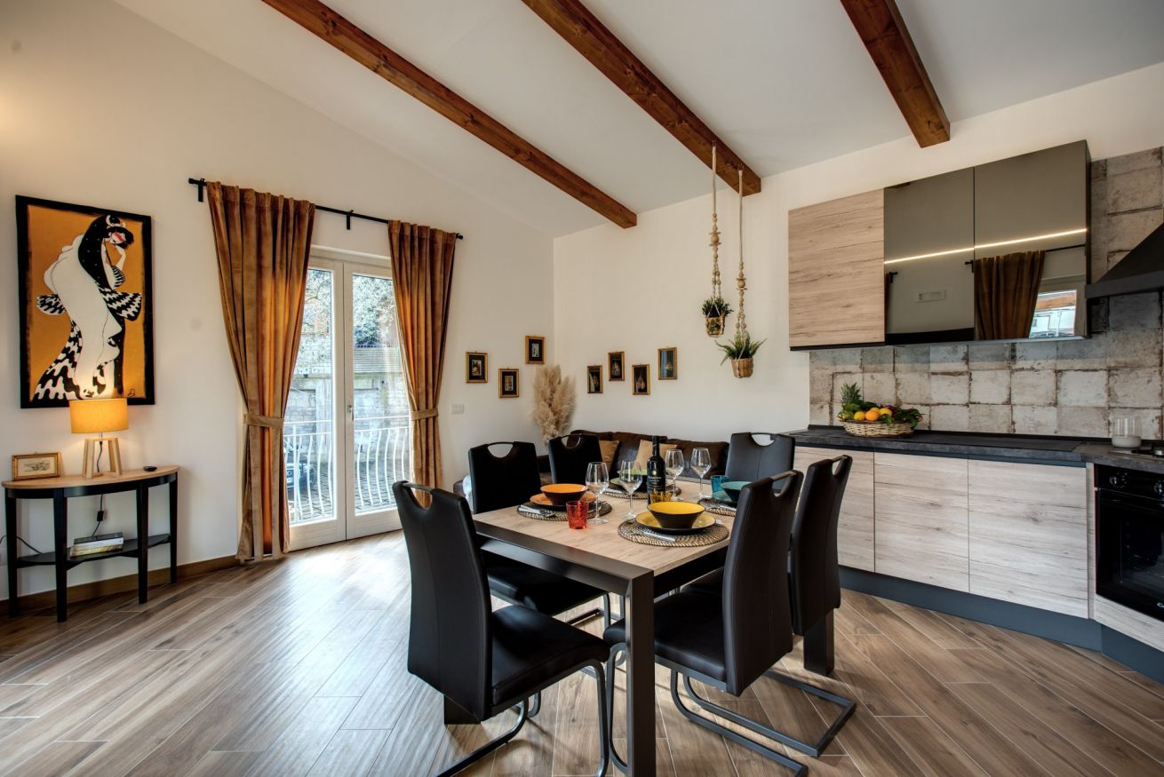CHEZ MARIE' 15063080EXT1105